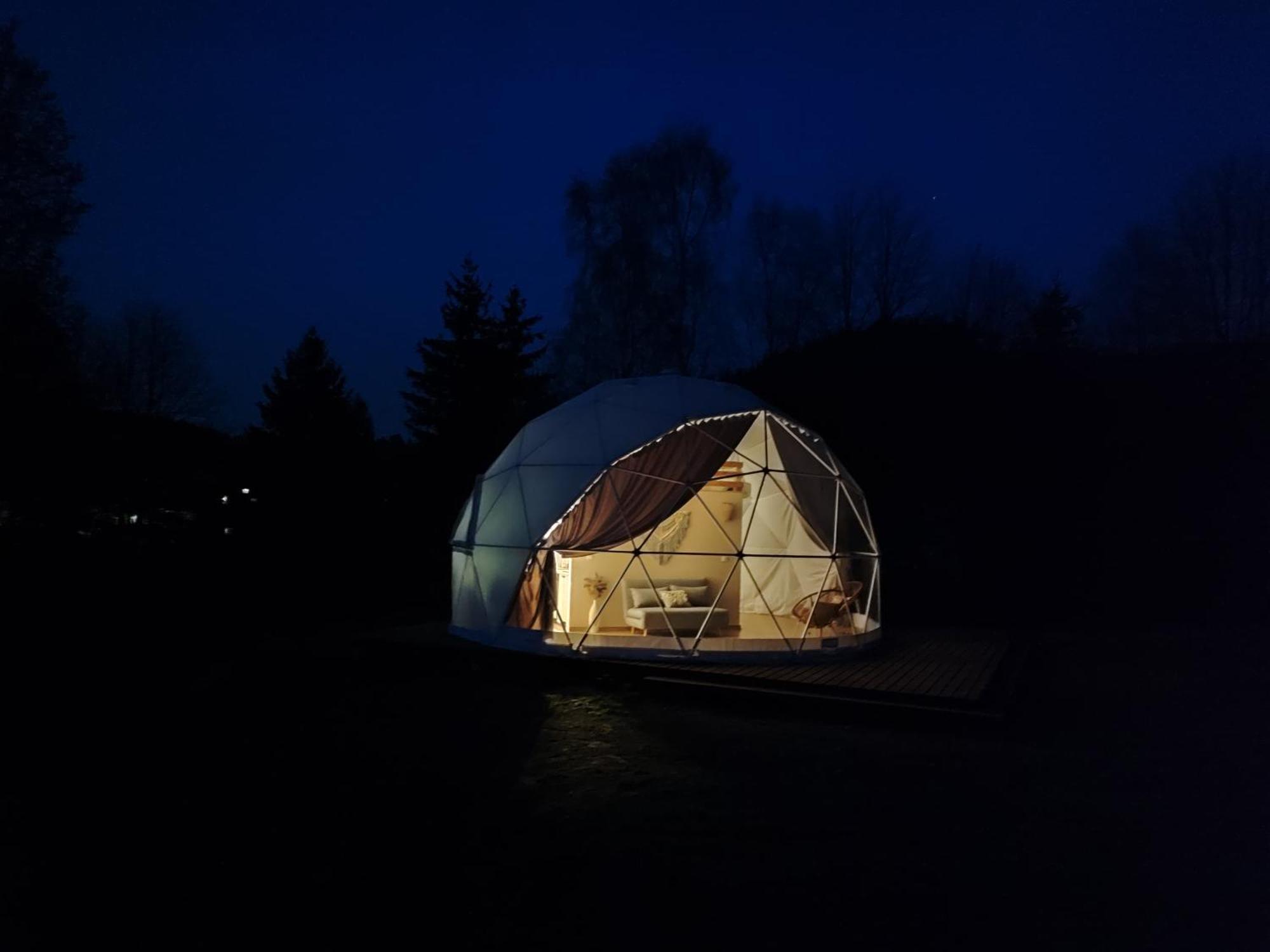 Forrest Glamp Hotel Mieroszow Exterior photo
